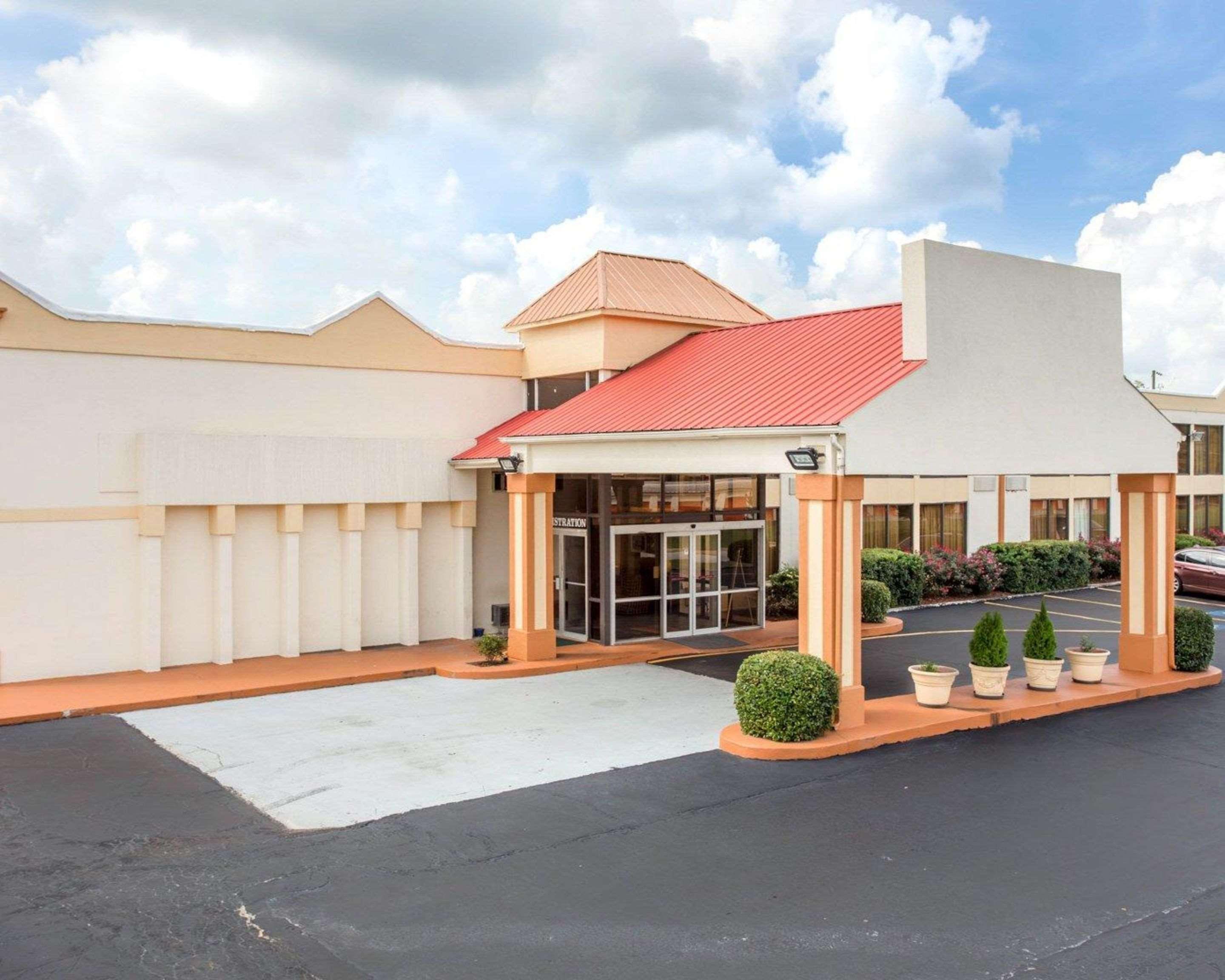 Rodeway Inn Stone Mountain Tucker Exterior foto